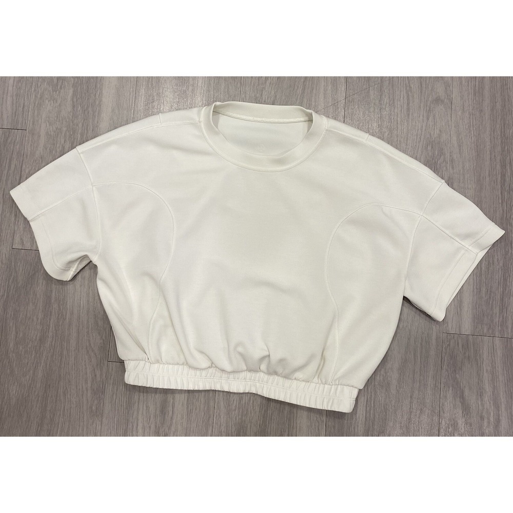 Lululemon Athletica Cream White Work Out Shirt Scrunch Elastic Top Size 8 EUC